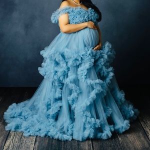 Maternity tulle dress , perfect for mom to be photo shoots.